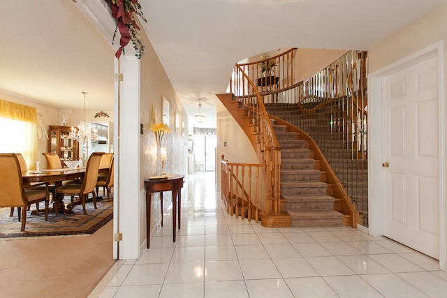 For Sale: 5 Bed Detached House Olde English Lane, Streetsville For Sale: 5 Bed Detached House Olde English Lane, Streetsville